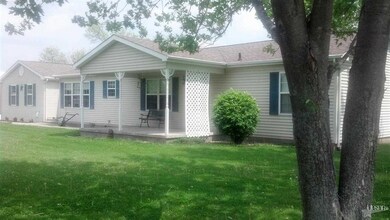 14915 Lafayette Center Rd, Roanoke, IN 46783 - photo 5