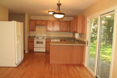 9207 Vanderbilt Ave, Portage, MI 49024 - photo 2