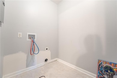 2844 Whispering Hills Dr, Atlanta, GA 30341 - photo 4