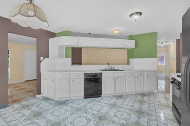 7918 Woodland Oaks Ct, Houston, TX 77040 - photo 6