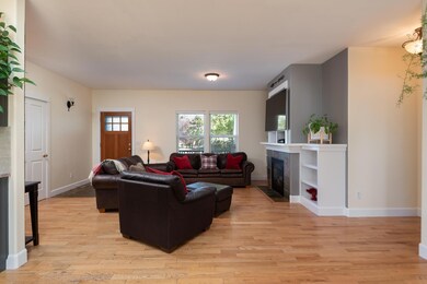 20665 Foxborough Ln, Bend, OR 97702 - photo 4