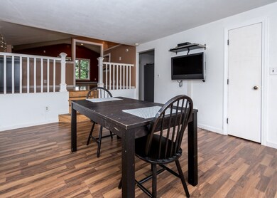 176 Pine Hill Cir, Waltham, MA 02451 - photo 3