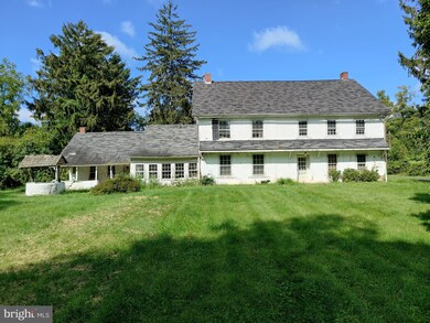 2225 Chestnut Tree Rd, Honey Brook, PA 19344 - photo 4