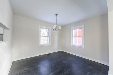 819 Suffolk Ave, Westchester, IL 60154 - photo 5