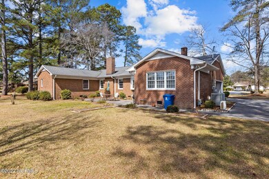 422 Lora Ln, Winterville, NC 28590 - photo 6