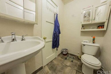 BATHROOM, FRONT UNIT