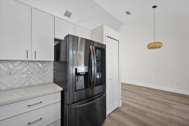 233 NE Glentry Ave, Port Saint Lucie, FL 34983 - photo 6