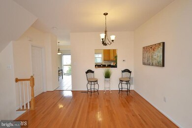 13192 Dashco Way, Herndon, VA 20171 - photo 4