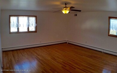 111 W. Cedarview Master Bedroom