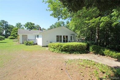 Side View of the Home & Yard