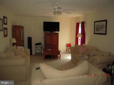 2405 Summershade Ct, Odenton, MD 21113 - photo 5