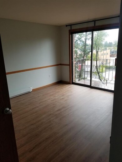 12 E Side Dr unit 424, Concord, NH 03301 - photo 4