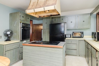 47 Weaver St, West Wareham, MA 02576 - photo 7