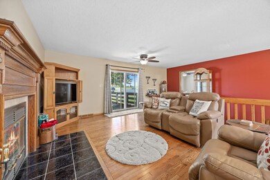 103 E Coady Dr, Minooka, IL 60447 - photo 6