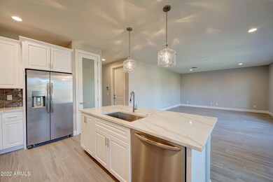 11409 N 50th Ln-11