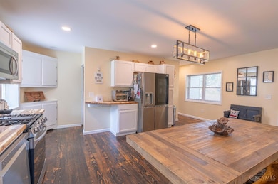 405 Ridge Ave, Aurora, IN 47001 - photo 3