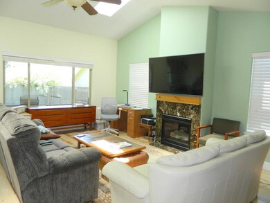 357 SW Wagner Meadows Dr, Grants Pass, OR 97526 - photo 4