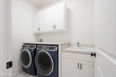 6 Cannon Royal Dr, Saratoga Springs, NY 12866 - photo 4