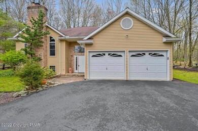 324 Eastshore Dr, East Stroudsburg, PA 18301 - photo 5