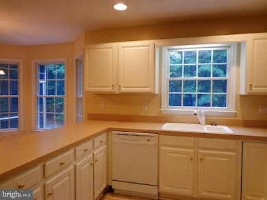 23128 Winterberry Ln, California, MD 20619 - photo 6