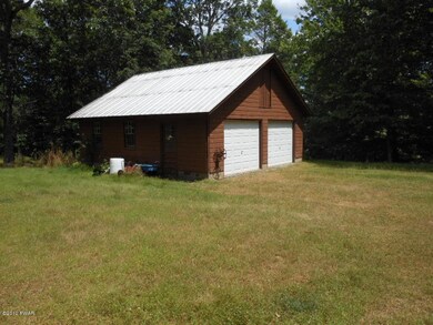 190 Dickison Rd, Bushkill, PA 18324 - photo 4