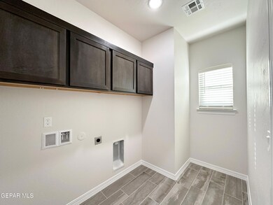 349 Plateau Dr, Socorro, TX 79927 - photo 7