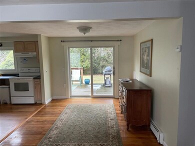 34 Manning Dr, Riverside, RI 02915 - photo 6