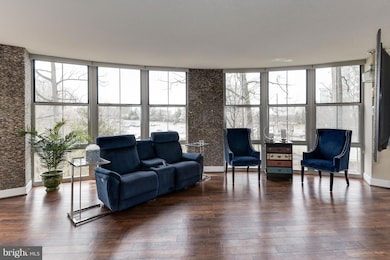 Carlton House @ Reston Town Center unit 314, Reston, VA 20190 - photo 3