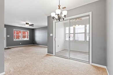 520 S Saturn Dr, Raymore, MO 64083 - photo 5