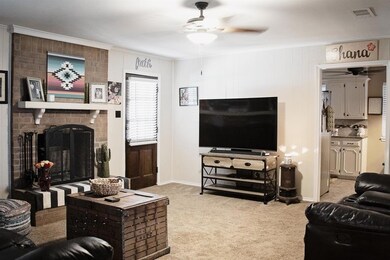 1233 Willowwood Dr, Cleburne, TX 76033 - photo 5