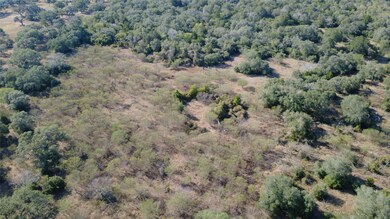 0 Fm 3010 unit 7409868, Yoakum, TX 77995 - photo 4