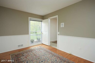 8800 Fox Hills Trail, Potomac, MD 20854 - photo 5