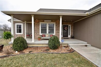 3 Car Garage!