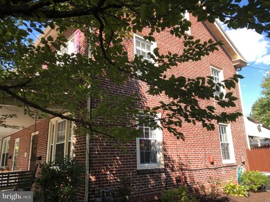 419 S 5th Ave, Reading, PA 19611 - photo 5