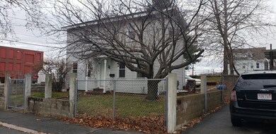 65 Charles St, Haverhill, MA 01830 - photo 2