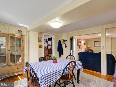 127 W Crescent St, Boyce, VA 22620 - photo 5