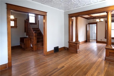 4201 Holly St, Kansas City, MO 64111 - photo 4