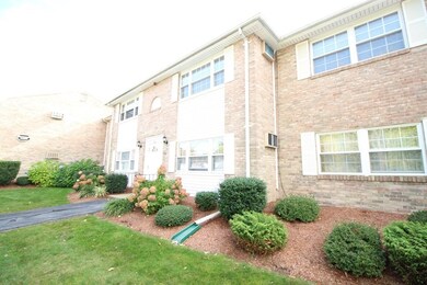 8 Washington Ave unit 8, Andover, MA 01810 - photo 2