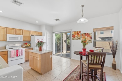 9682 N Deimos Dr, Tucson, AZ 85743 - photo 3