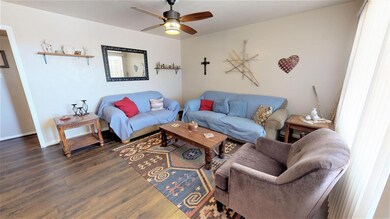 606 Monroe Ave, Alamogordo, NM 88310 - photo 2