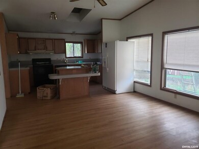 133 Gates Hill Rd, Gates, OR 97346 - photo 5