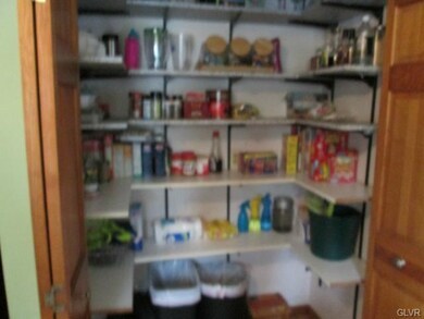 1613 Arrowwood Dr, Easton, PA 18040 - photo 7