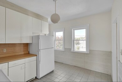 24 Blaine St unit 2, Malden, MA 02148 - photo 3