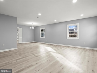 12605 Millstream Dr, Bowie, MD 20715 - photo 7