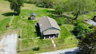165 Lake Shore Ln, La Follette, TN 37766 - photo 2