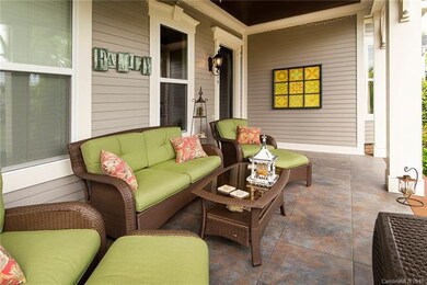 22039 Lady Glencirn Ct, Cornelius, NC 28031 - photo 2