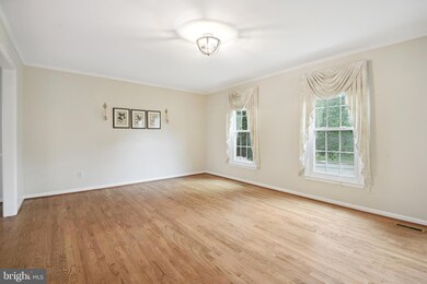 17565 Gatsby Terrace, Olney, MD 20832 - photo 3