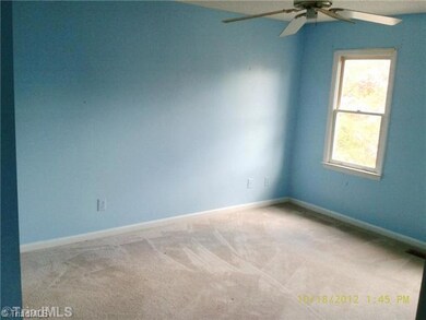 1st Bedroom.