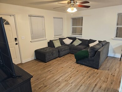 844 S Newmark Dr, Tooele, UT 84074 - photo 6