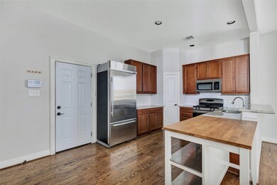 726 Link Rd, Houston, TX 77009 - photo 4